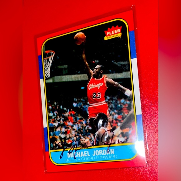 FLEER 1986 MICHAEL JORDAN CARD SIGNED